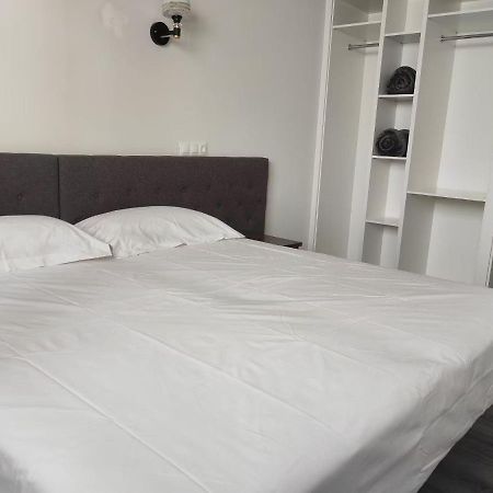 Hostal Golden 21*** Madrid Kültér fotó